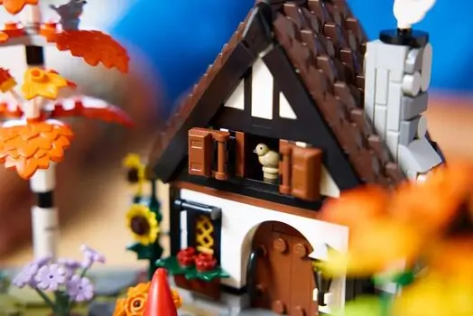 Lego Icons 11372 Autumn Cottage Garden, 13 image
