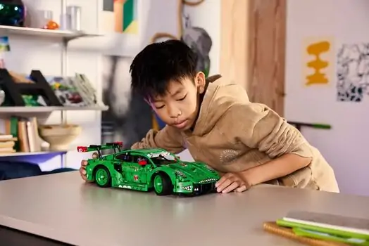 Lego Technic 42224 Porsche 911 GT3 R REXY AO Racing Car, 8 image