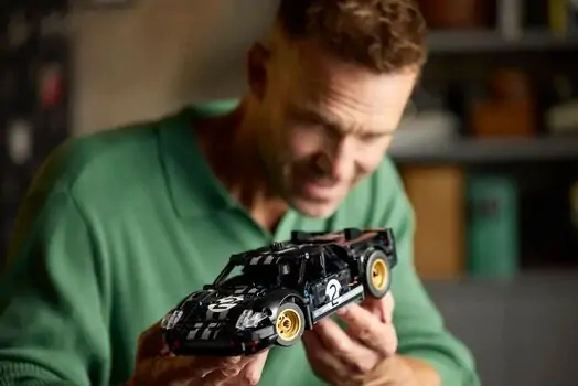 Lego Technic 42223 1966 Ford GT40 MKII Race Car, 8 image