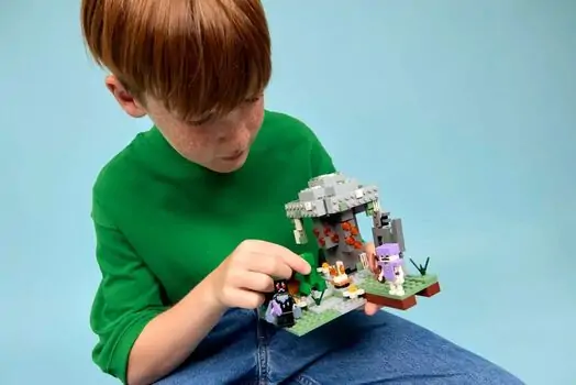Lego Minecraft 21586 The Pale Garden, 8 image