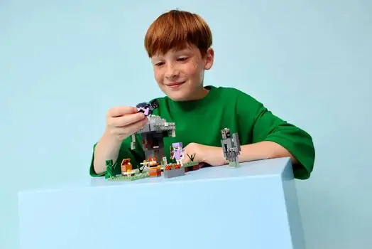 Lego Minecraft 21586 The Pale Garden, 7 image
