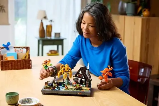 Lego Icons 11372 Autumn Cottage Garden, 9 image