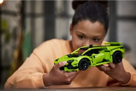 Lego Technic 42161 Lamborghini Huracán Tecnica, 8 image