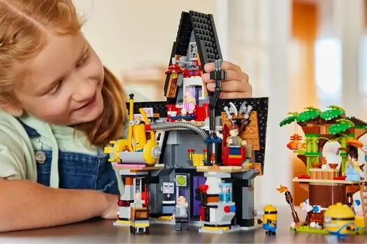Lego Despicable Me 4 75583 Minions and Gru's Family Mansion, 9 image