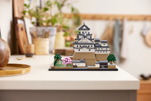 LEGO Architecture 21060 Himeji Castle, 9 image
