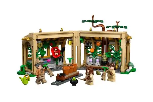 LEGO Harry Potter 76445 Hogwarts™ Castle: Herbology Class, 2 image
