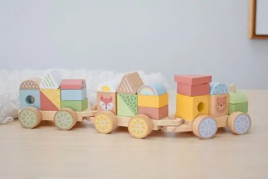 Tooky Toy Forest Friends Stacking Blocks Train - ხის განსავითარებელი სათამაშო მატარებელი