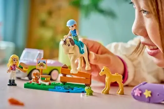 Lego Friends 42695 Horse & Baby Foal Trailer, 8 image