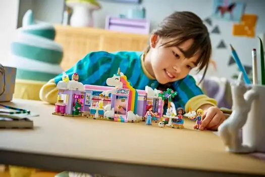 Lego Friends 42684 Unicorn Dream Café, 8 image