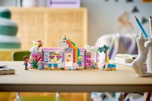 Lego Friends 42684 Unicorn Dream Café, 10 image