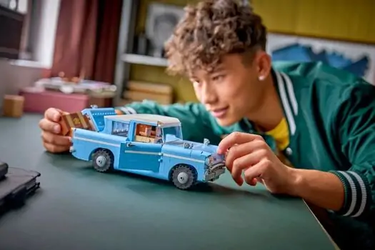 Lego Harry Potter 76470 Enchanted Flying Ford Anglia™, 7 image