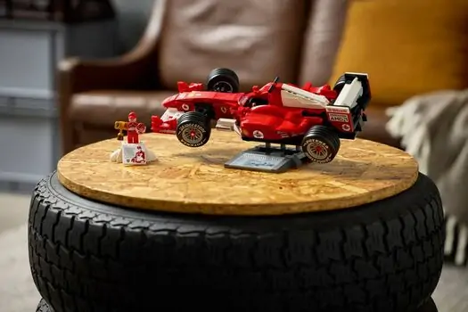Lego Icons 11375 Ferrari F2004 & Michael Schumacher, 4 image