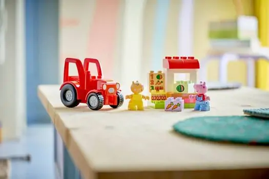 Lego Duplo 10468 Tractor and Market, 3 image