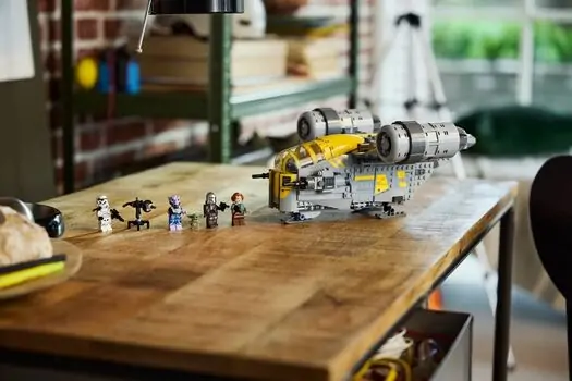 Lego Star Wars 75447 The Razor Crest™, 12 image