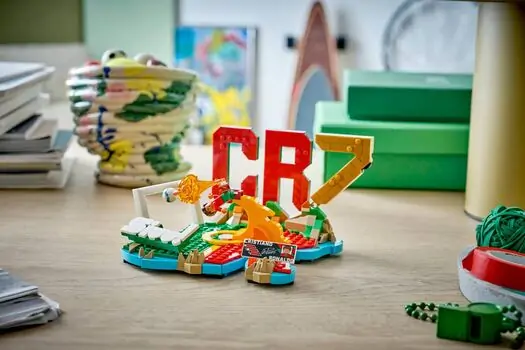 lego Edition 43012 Cristiano Ronaldo – Soccer Highlights, 2 image