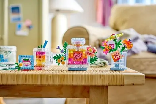 lego Creator 31383 Floral Decor Perfume Bottle, 5 image