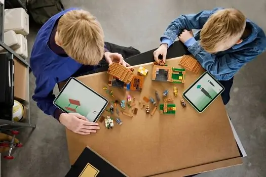 Lego 21596 Evoker Village Attack, 8 image
