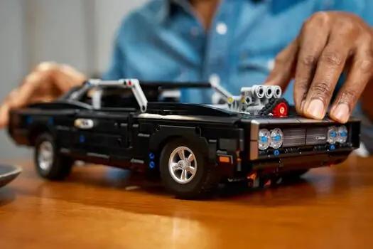 Lego Technic 42231 Fast and Furious Dodge Charger R/T Car, 9 image