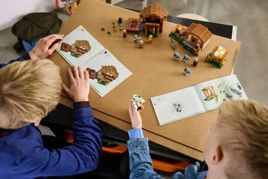 Lego 21596 Evoker Village Attack, 10 image