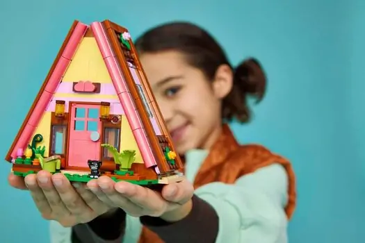 LEGO Friends 42682 Nature Glamping Cabin, 14 image