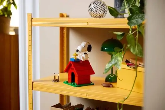 Lego  Ideas 21368 Peanuts: Snoopy's Doghouse, 3 image