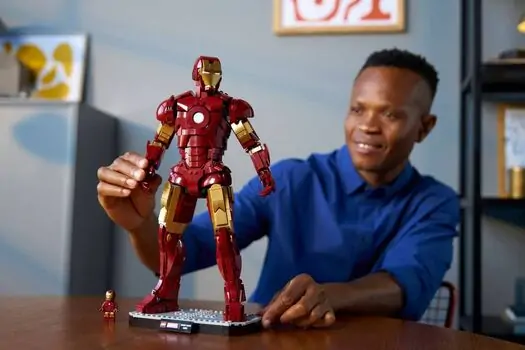 Lego Super Heroes 76344 Iron Man Mark 3 Collectors' Edition, 3 image