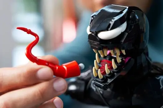 Lego Super Heroes 76356 Venom Bust, 12 image