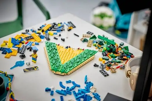 Lego Editions 43027 Vini Jr. – Soccer Highlights, 7 image