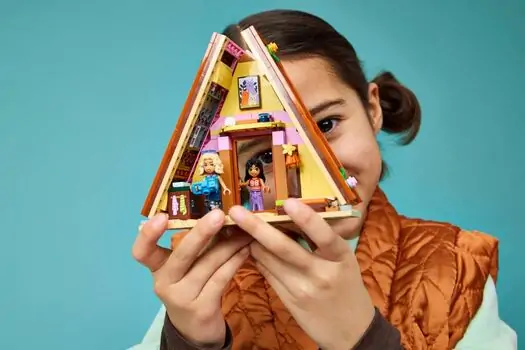 LEGO Friends 42682 Nature Glamping Cabin, 13 image