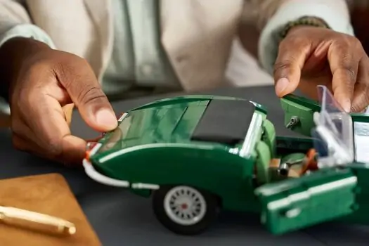 lego Icon 11381 Jaguar E-Type, 14 image