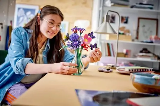 Lego Edition 11507 Olivia Rodrigo's Flower Bouquet, 9 image