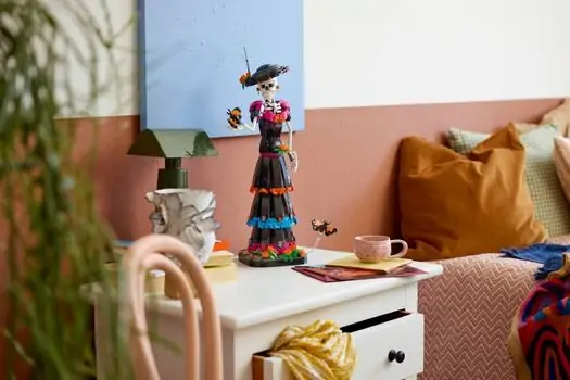 Lego Ideas 21372 La Catrina, 10 image