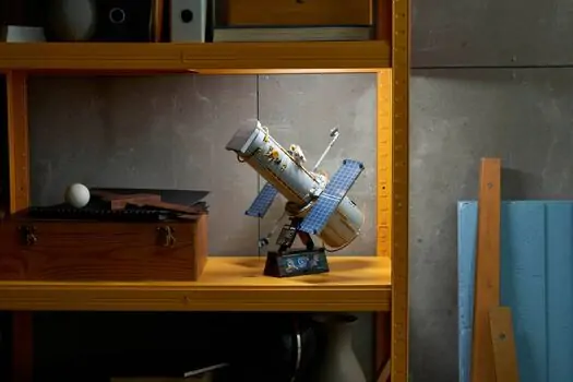 lego Icon 11382 Hubble Space Telescope, 19 image