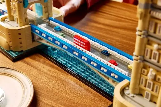 Lego Architecture 21067 Tower Bridge, 16 image