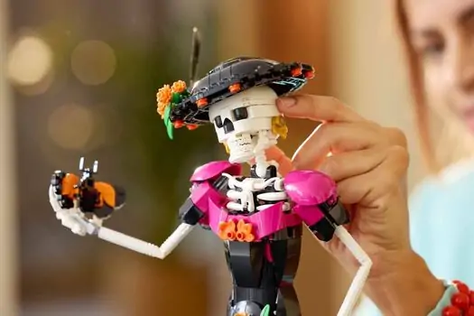 Lego Ideas 21372 La Catrina, 15 image