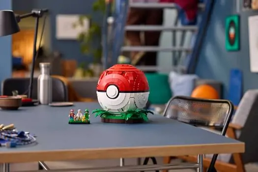 Lego Pokémon 72154 Iconic Trainer Moments Poké Ball, 17 image