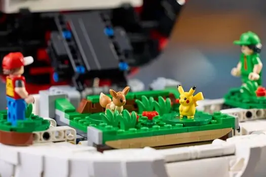 Lego Pokémon 72154 Iconic Trainer Moments Poké Ball, 13 image