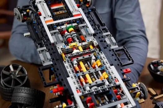 Lego Technic 42232 Koenigsegg Sadair's Spear Megacar, 12 image