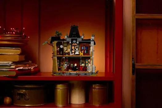 Lego Icons 11383 Mayor Manor, 16 image