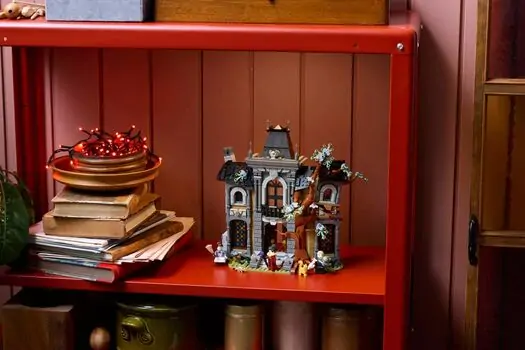Lego Icons 11383 Mayor Manor, 15 image