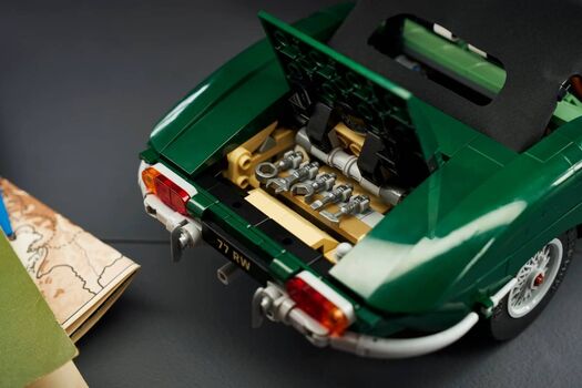 lego Icon 11381 Jaguar E-Type, 16 image