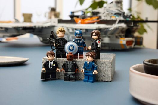 Lego Supre Heroes 76354 S.H.I.E.L.D. Helicarrier, 6 image