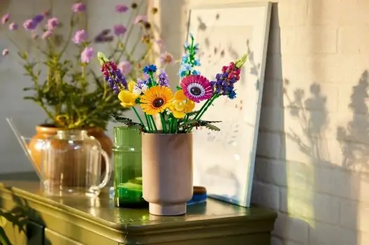 Lego Icons 10313 Wildflower Bouquet, 12 image