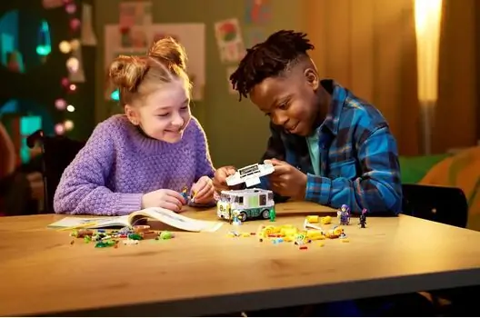 Lego Dreamzzz 71456 Mrs. Castillo's Turtle Van, 9 image