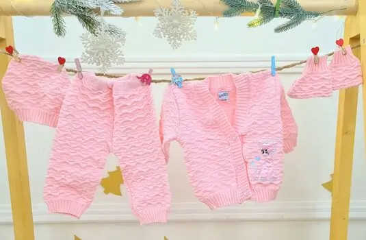 Giraffe Knitted Clothes Set Pink - საბავშვო ტანსაცმლის ნაკრები