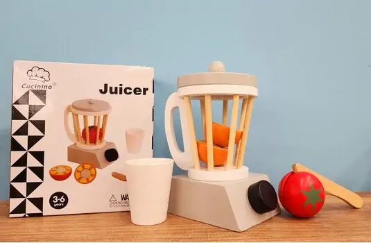 Wooden Toy Blender - სათამაშო ხის ბლენდერი აქსესუარებით, 2 image