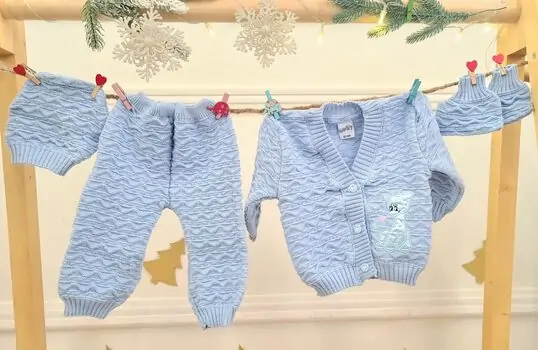 Giraffe Knitted Clothes Set Blue - საბავშვო ტანსაცმლის ნაკრები