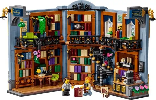 Lego Icons 11379 Bookshop: Book Nook