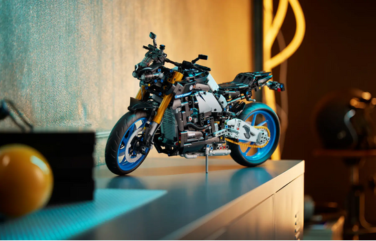 LEGO Technic 42159 Yamaha MT-10 SP, 5 image