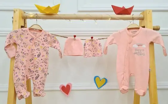 Sweet Dreams Clothes Set - საბავშვო ტანსაცმლის ნაკრები